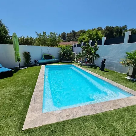 Villa T4 Avec Piscine Et Cuisine D'ete *